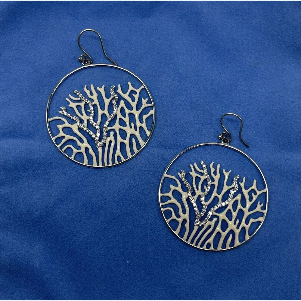 Misis Reef Party Sterling Silver Rhodium Plated Cubic Zirconia Round Earrings